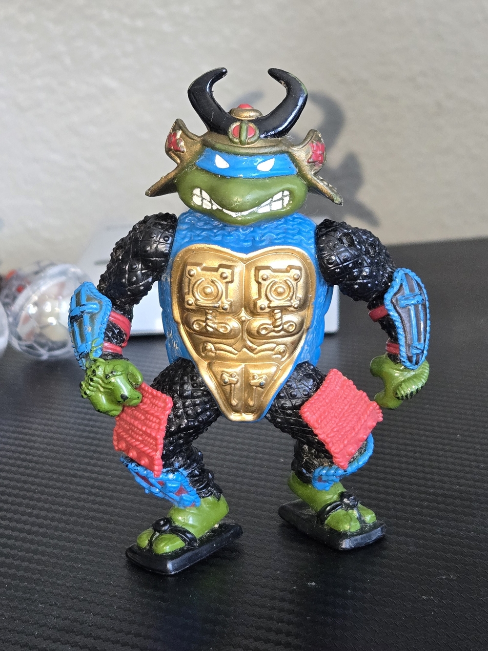 1990 Playmates Teenage Mutant Ninja Turtles Leo, The Sewer Samurai Action Figure